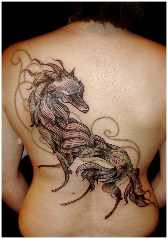 wolf-back-tattoos-women