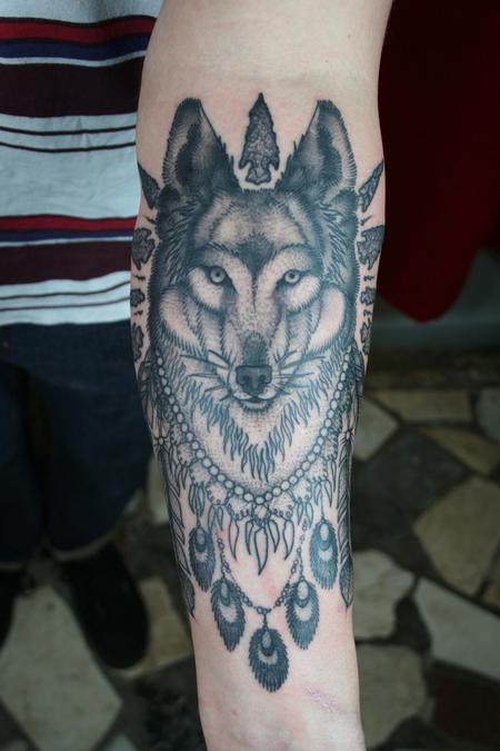 wolf-spirit-animal-tattoo