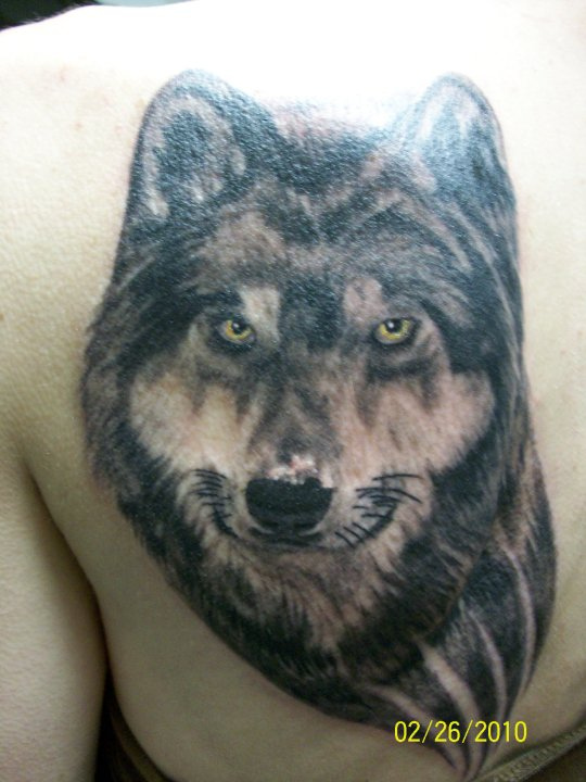 wolf-tattoo-designs-for-womens