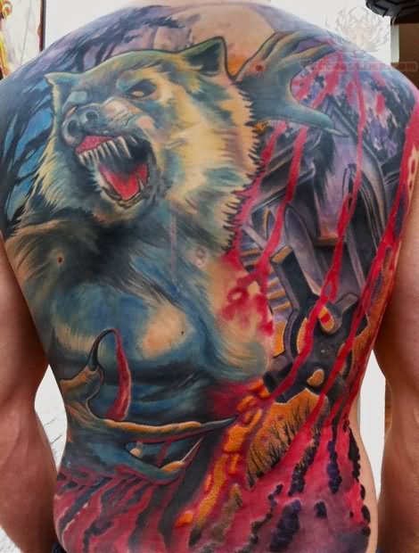 wolf-tattoo-on-back