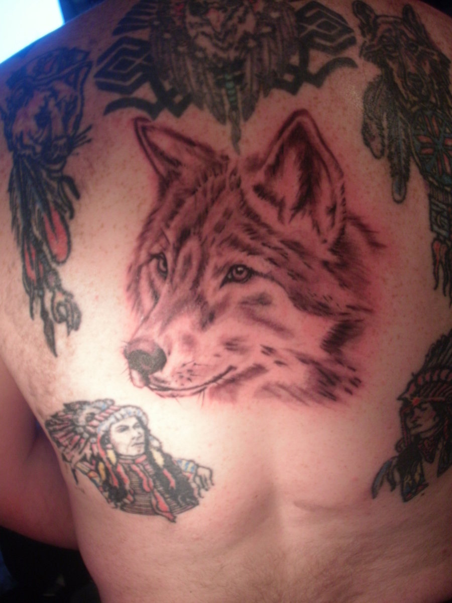 wolf-tattoo-on-back-new