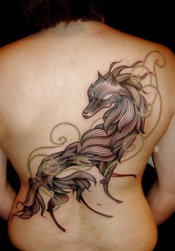 wolf-tattoo-on-back