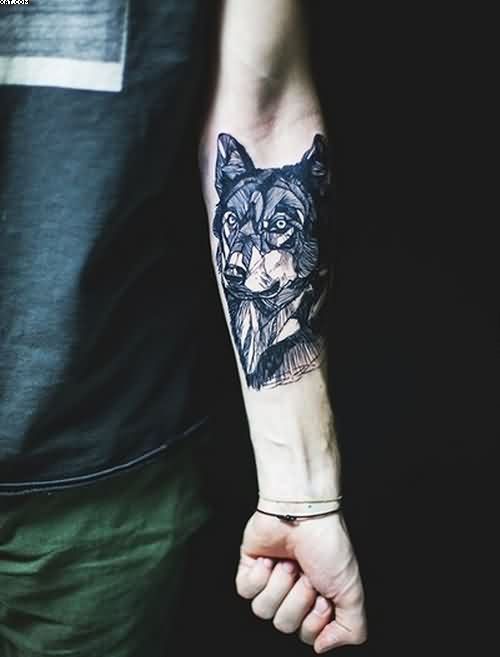 wolf-tattoo-on-forearm