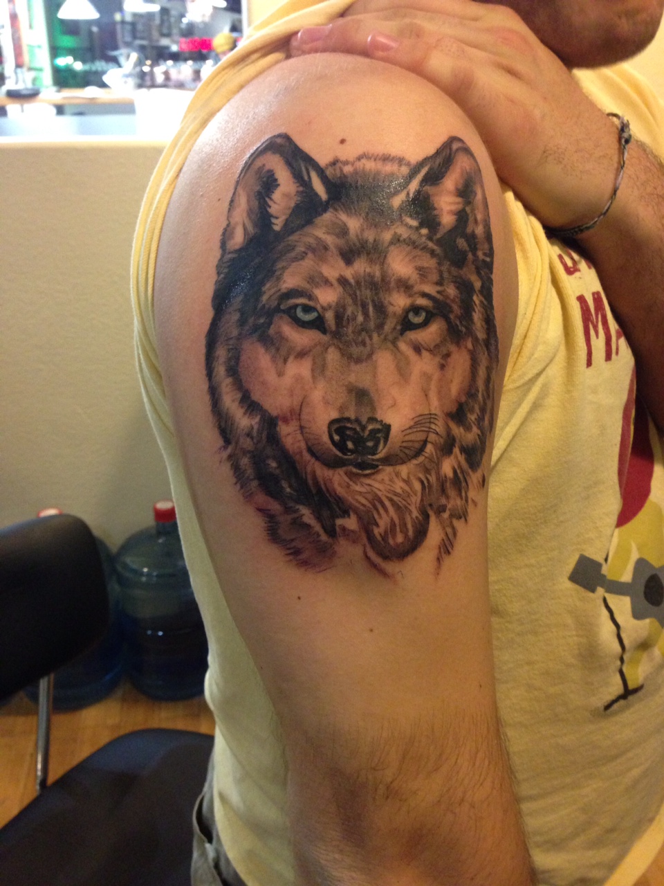 wolf-tattoos-for-men-on-arm