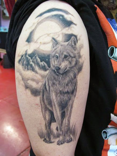 wolf-and-moon-tattoo-designs-new-ideas