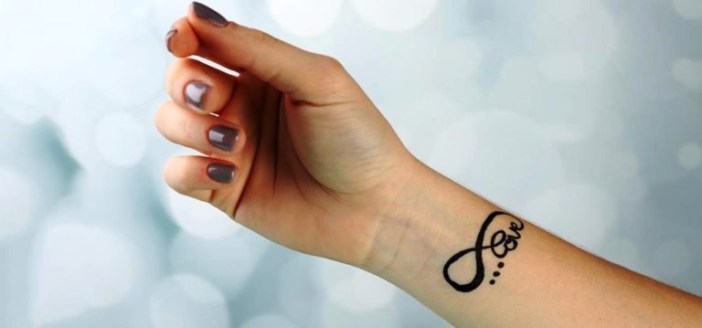 20 Small Tattoos Designs And Ideas – Yo Tattoo