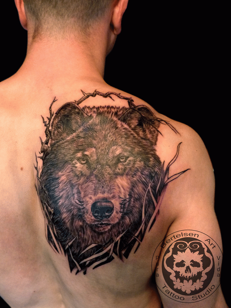 blackandgreyrealisticwolftattoo Yo Tattoo